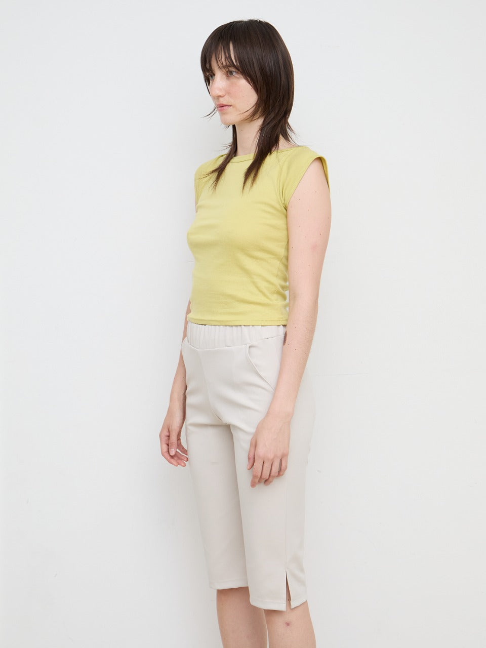 【NEW】Capri Pants