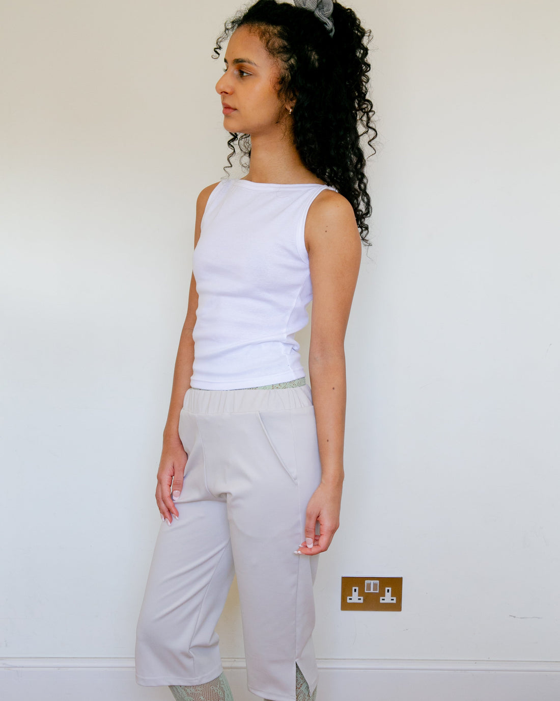 【NEW】Boat Neck Tanktop