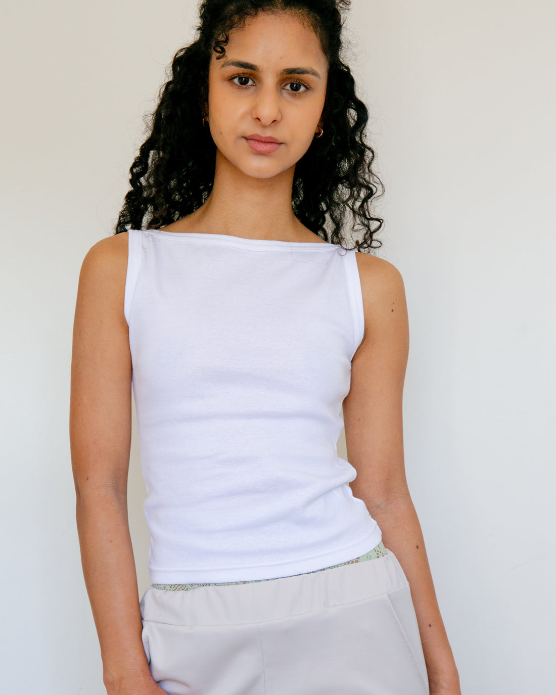 【NEW】Boat Neck Tanktop