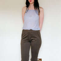 【NEW】Capri Pants