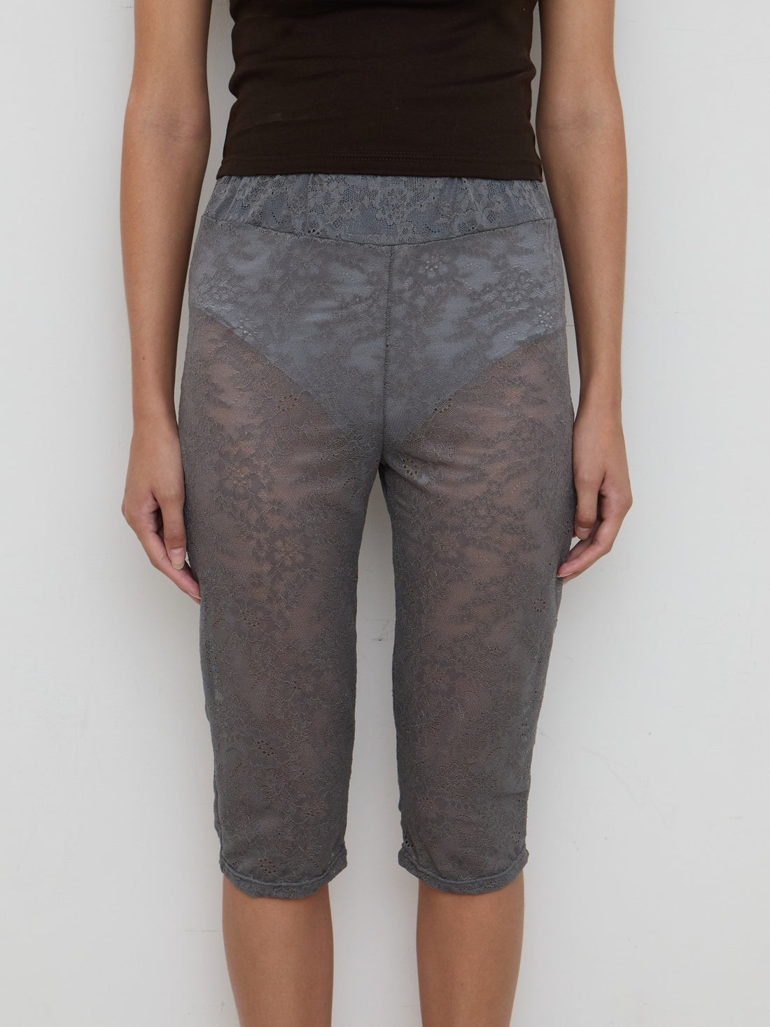 【NEW】Lace Capri Leggings