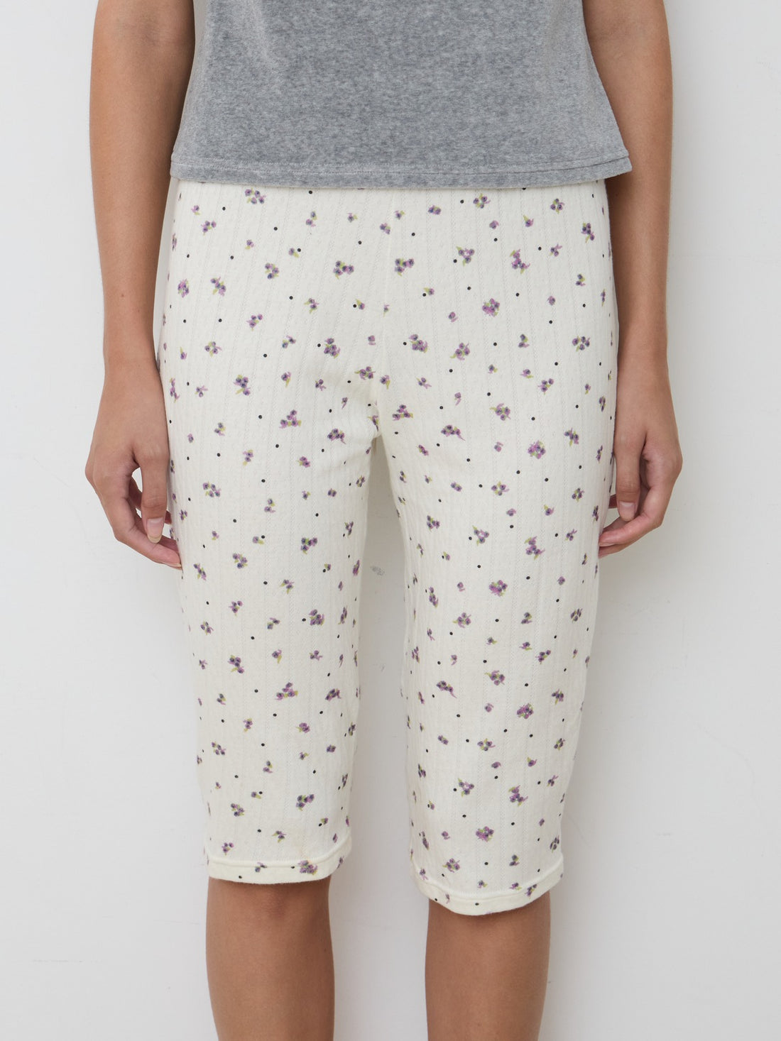 【NEW】Flower Dots Capri Leggings
