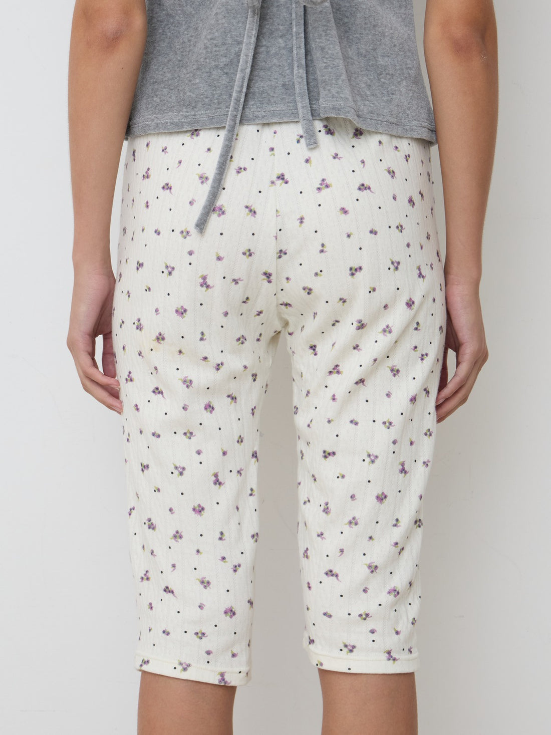 【NEW】Flower Dots Capri Leggings